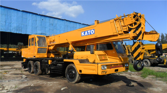 武漢草莓视频ios起重吊裝有限公（gōng）司